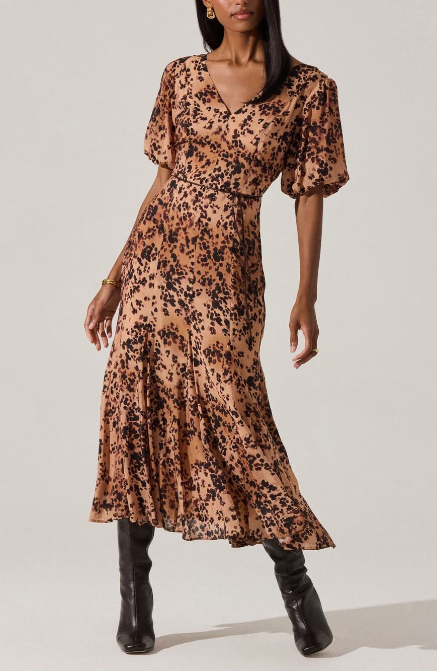 ASTR The Label Lavena Leopard Puff Sleeve Midi Dress - M